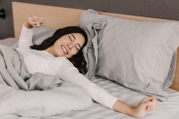 Dos and Don’ts Memilih 4 Ukuran Bantal agar Tidur Lebih Nyaman