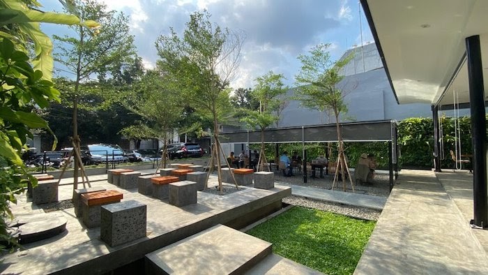 8 Cafe Outdoor di Jakarta Selatan, Gaya Hangout Kekinian