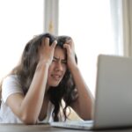 Tips Hindari Stres dan Burnout Selama WFH
