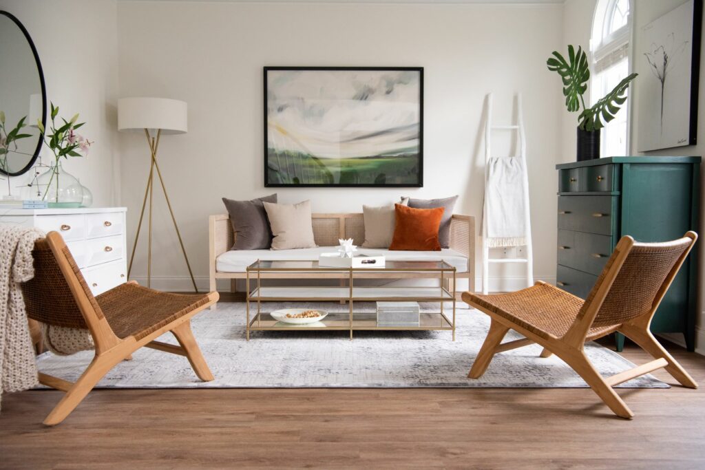 6 Tips Dekorasi Ruang Tamu Simpel, Bikin Rumah Tampil Lebih Kekinian