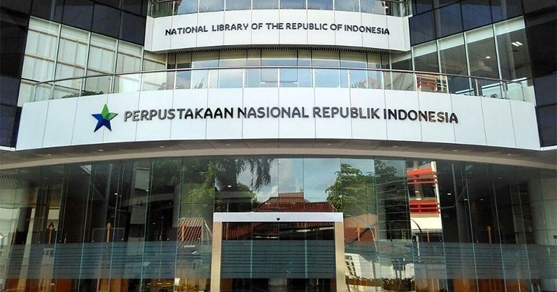 5 Tips Berkunjung ke Perpustakaan Nasional, Cari Tahu Lantai yang Paling Pewe!