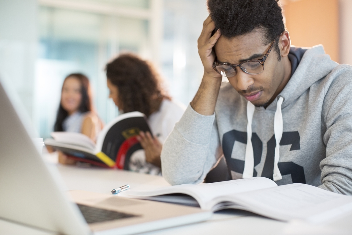 9 Masalah yang Biasanya Dialami Mahasiswa Rantau  | Mana yang Paling Relate?