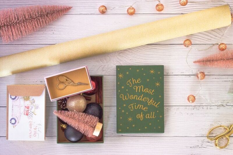 4 DIY Kartu Ucapan Natal untuk Orang Tersayang, Hadiah Makin Spesial!