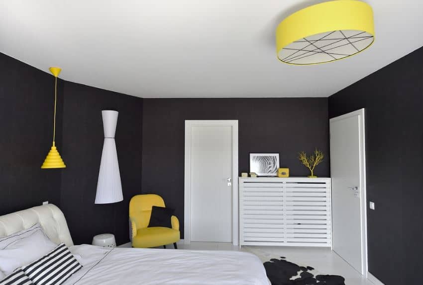 tips dekorasi kamar hitam
