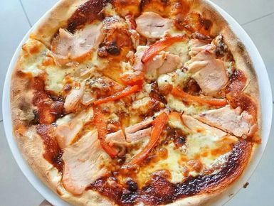tempat makan pizza enak di jakarta