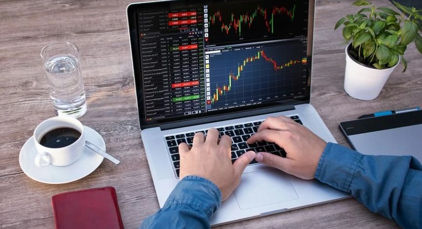 Biar Nggak Rugi, Ini Dia 8 Cara Belajar Trading Saham dari Nol untuk Pemula