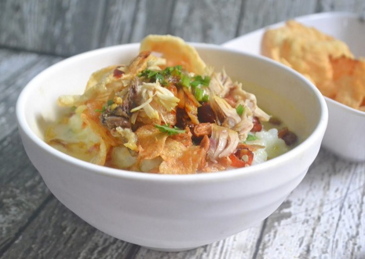 6 Resep Bubur Ayam Sederhana, Pas untuk Santapan di Rumah!