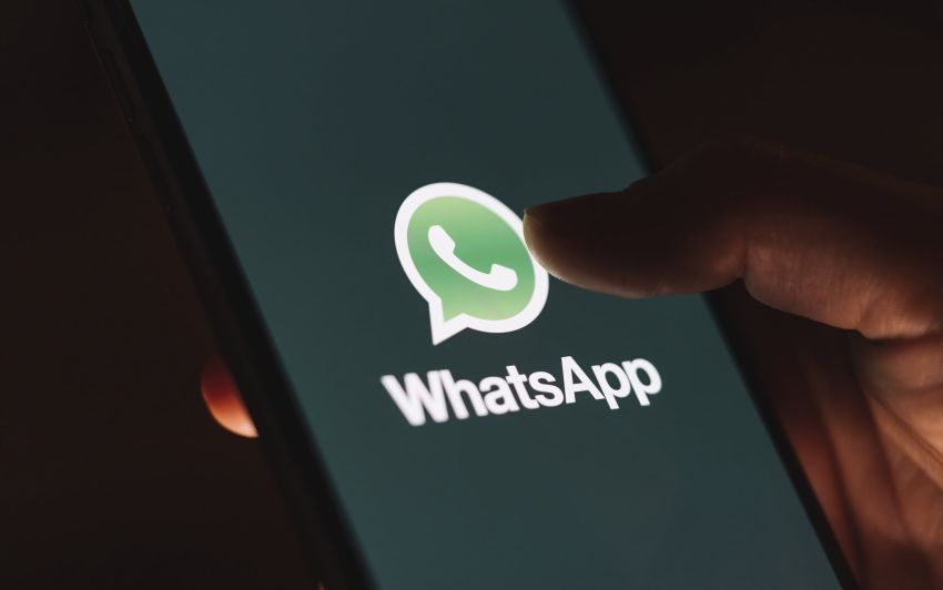 10 Cara Membuat Tulisan Keren di Whatsapp, Bikin Chatting WA Makin Seru!
