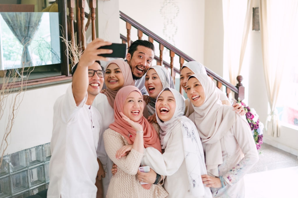 ide-foto-keluarga-saat-lebaran