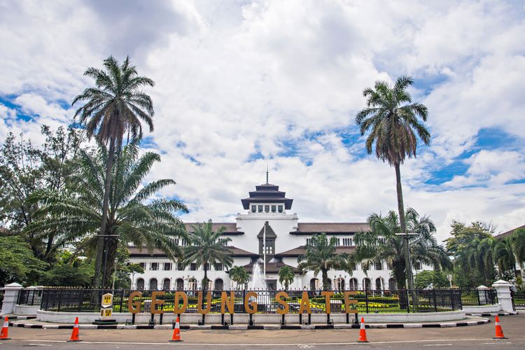 30 Tempat Wisata Hits di Bandung Wajib Kunjung saat Akhir Pekan | Ada yang Seperti di Luar Negeri