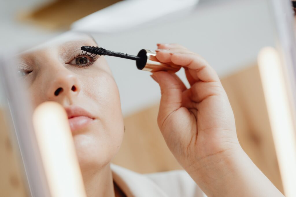 urutan makeup mascara