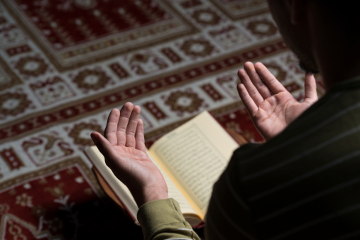 Punya Banyak Keutamaan, Ini Bacaan Doa setelah Sholat Tahajud Lengkap dengan Artinya