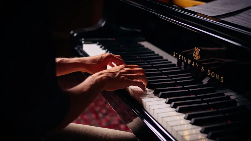 8 Chord Piano Mudah untuk Para Pemula yang Baru Belajar | Lengkap dengan Contoh Lagunya