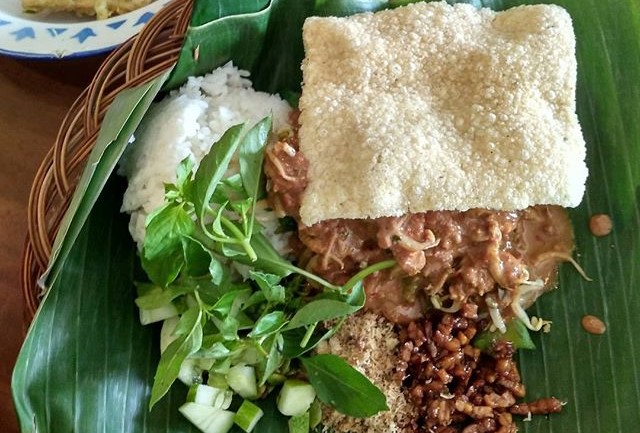Pecel Madiun Bu Pardi bogor - kuliner bogor