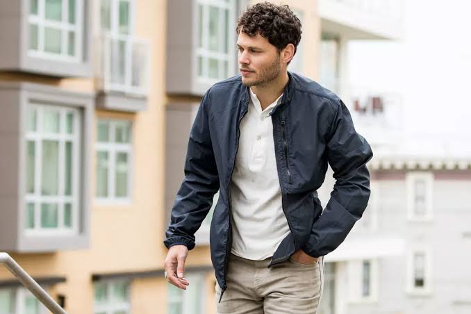 33 Rekomendasi Hadiah untuk Cowok yang Bikin Ultah Makin Berkesan