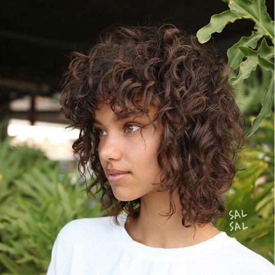 model rambut wanita 2022