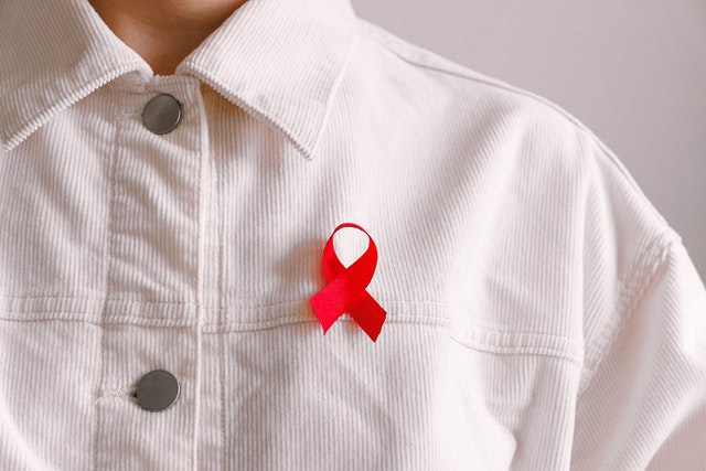Deteksi Dini Gejala HIV | Ketahui Pengobatan dan Cara Mencegahnya!