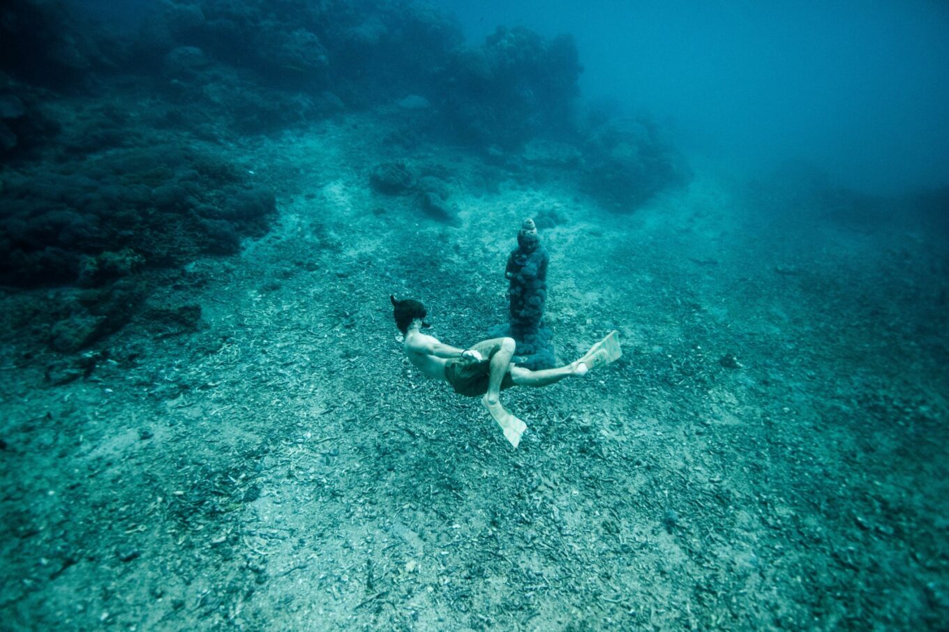 tempat bahaya untuk berenang di Indonesia