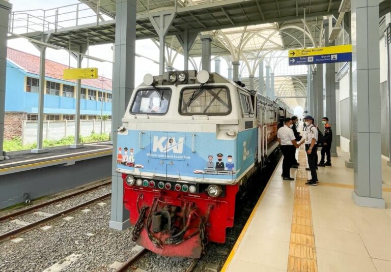 tips memilih kursi kereta ekonomi Archives  Rukita