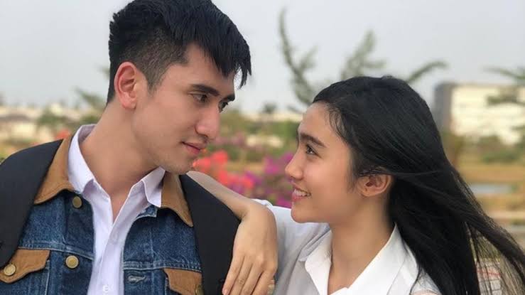 Verrell Bramasta dan Febby Rastanty