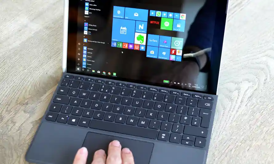 Laptop Lemot setelah Update ke Windows 10? Ini Penyebab dan Cara Mengatasinya!