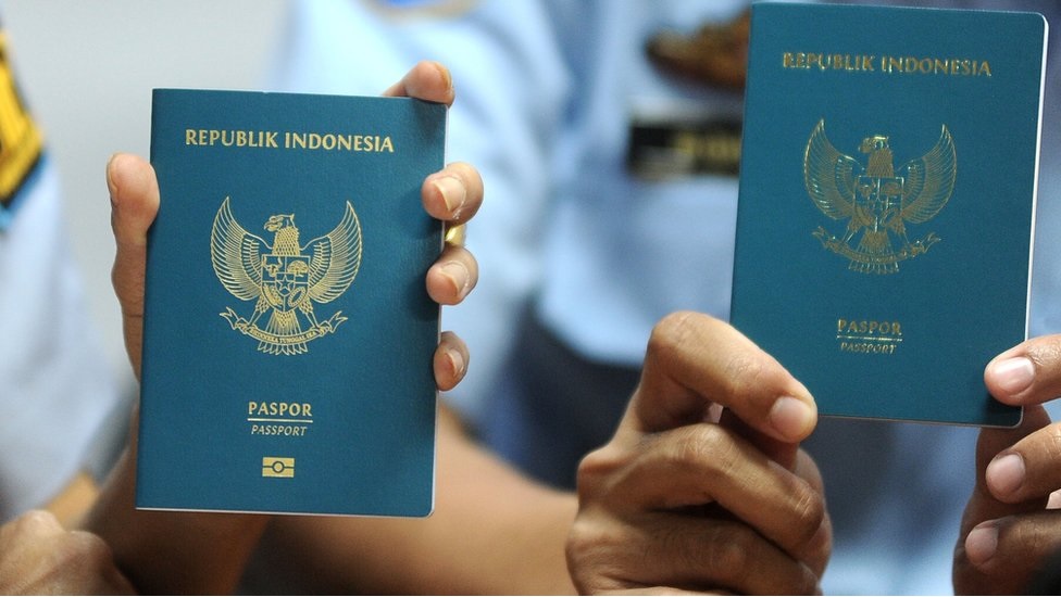 Cek 9 Tips dan Syarat Foto Paspor yang Benar dan Sesuai Aturan | Jangan Asal!