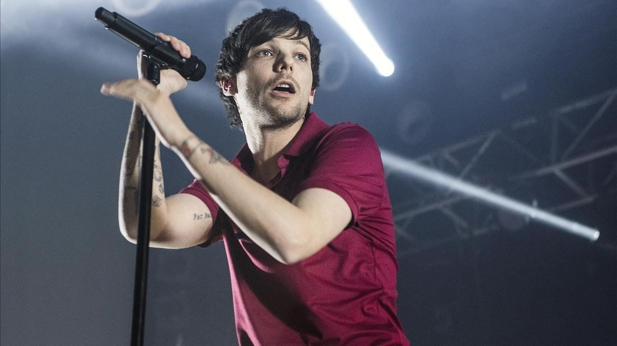 12 Fakta Louis Tomlinson, Termasuk Perjalanan Karier bersama One Direction