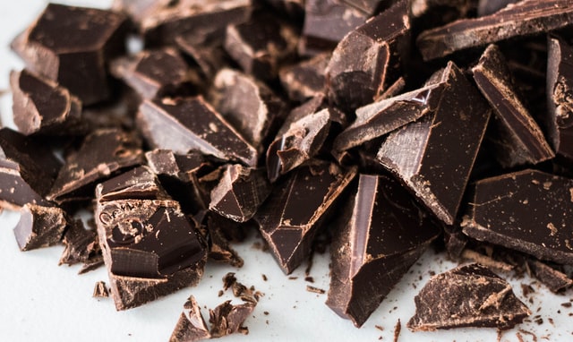 Hari Cokelat Sedunia! Ini 8 Manfaat Cokelat Hitam untuk Kesehatan yang Perlu Kamu Tahu