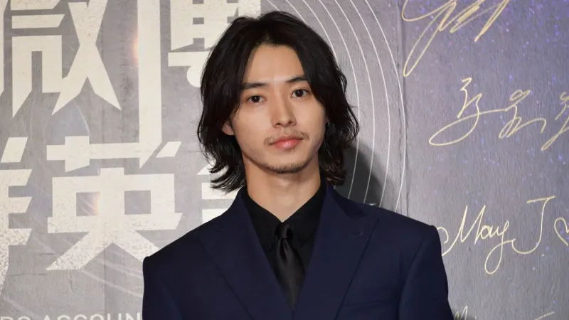 4 Film dan Drama Kento Yamazaki Paling Terkenal |  Aktor Tampan Jepang yang Dikabarkan Menikahi Suzu Hirose