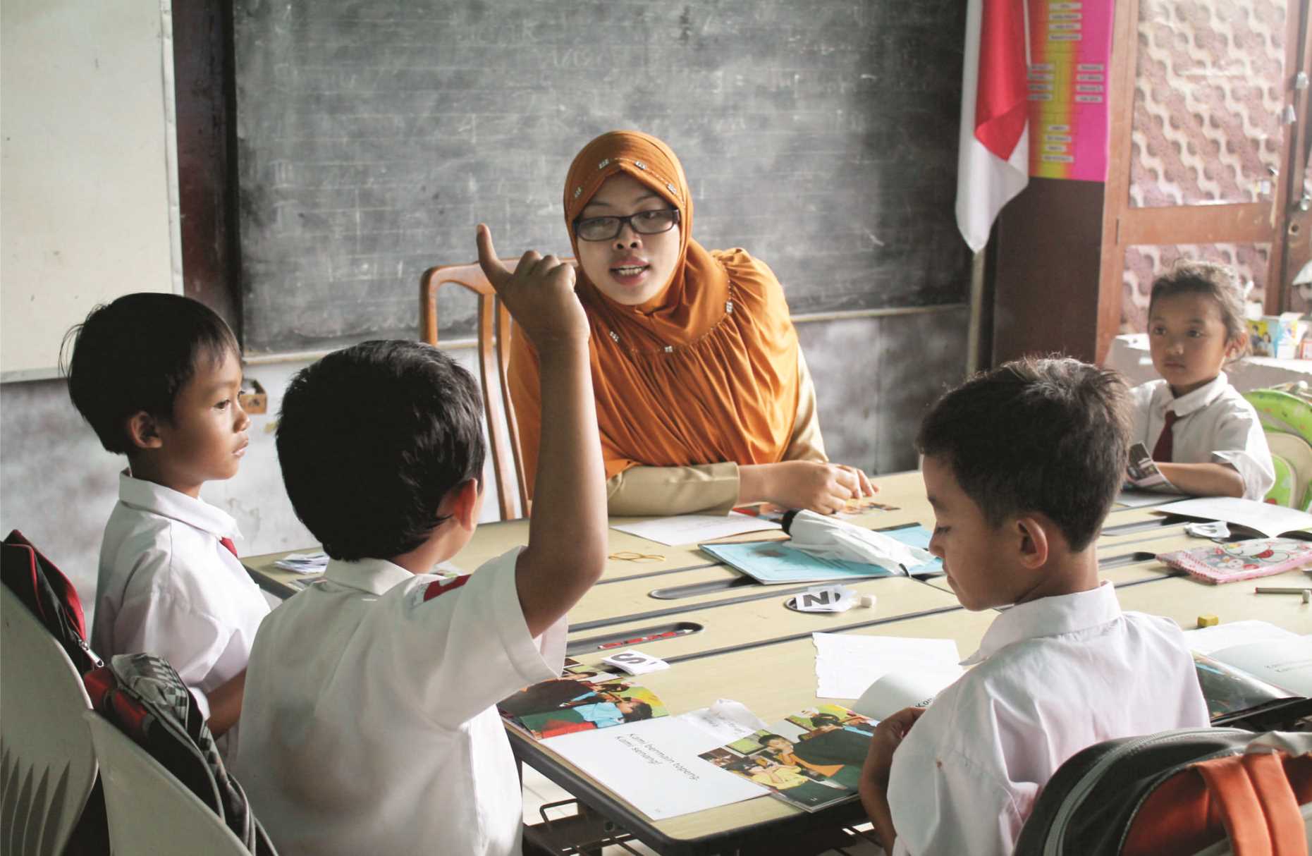 Rayakan Hari Guru Nasional, Ini Lirik, Makna, dan Sejarah Lagu Hymne Guru