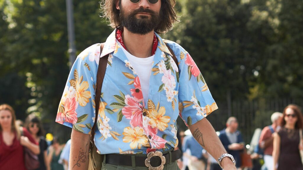 Outfit Nonton Konser Pria yang Membuatmu Terlihat Keren, Intip di Sini!