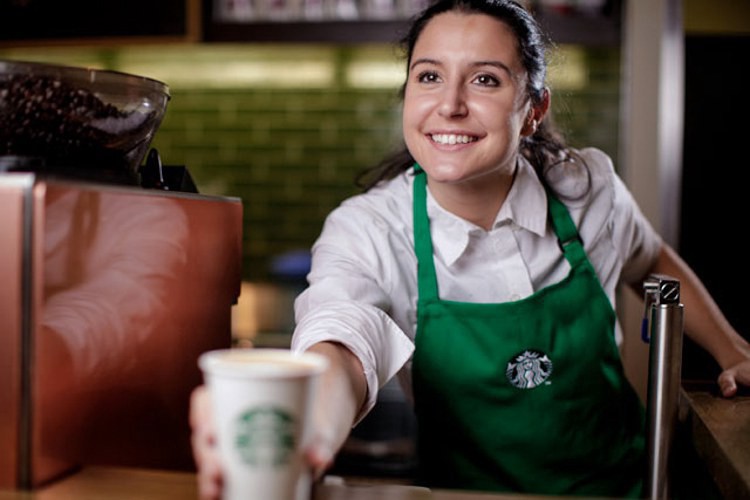 Pesan Minuman Pertama Kali di Starbucks? Cek Tipe Ukuran dan Rekomendasi Minuman yang Paling Enak di Sini!