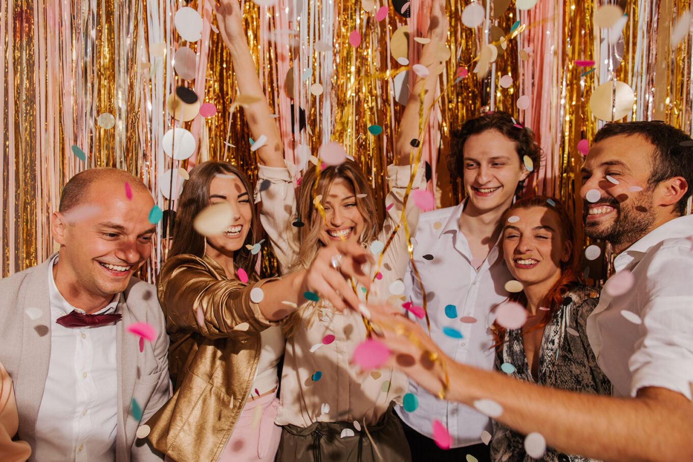 10 Lagu untuk Perayaan Tahun Baru 2023, Bikin Makin Seru!