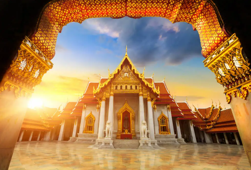 Berlibur ke Thailand, Ini 10 Tempat Wisata yang Wajib Dikunjungi!
