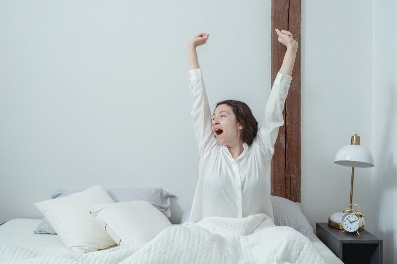 7 Cara Mudah untuk Bangun Lebih Pagi | Biar Nggak Kesiangan!