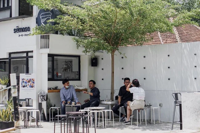 8 Rekomendasi Cafe Hits di Tembalang, Semarang | Nyaman untuk Nongkrong dan Nugas!