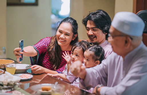 20+ Ucapan Menyambut Ramadhan dalam Bahasa Inggris dan Artinya | Kirimkan untuk Keluarga dan Teman!