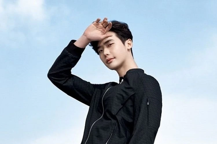 Film dan Drama Terbaru Lee Jong Suk: Dari Decibel, The Witch, hingga Big Mouth