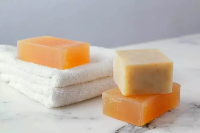 9 Manfaat Sabun Pepaya untuk Wajah, Bikin Cerah dan Atasi Kulit Berjerawat
