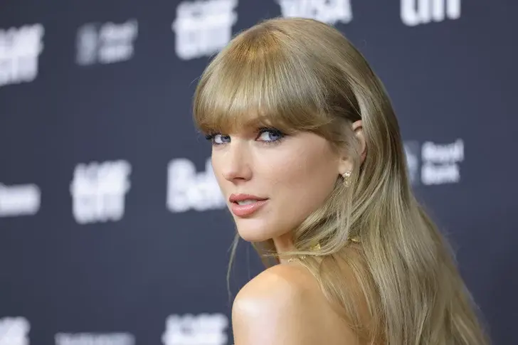 10 Mantan Pacar Taylor Swift Selama Berkarier di Industri Hiburan | Dari Musisi hingga Putra Konglomerat!