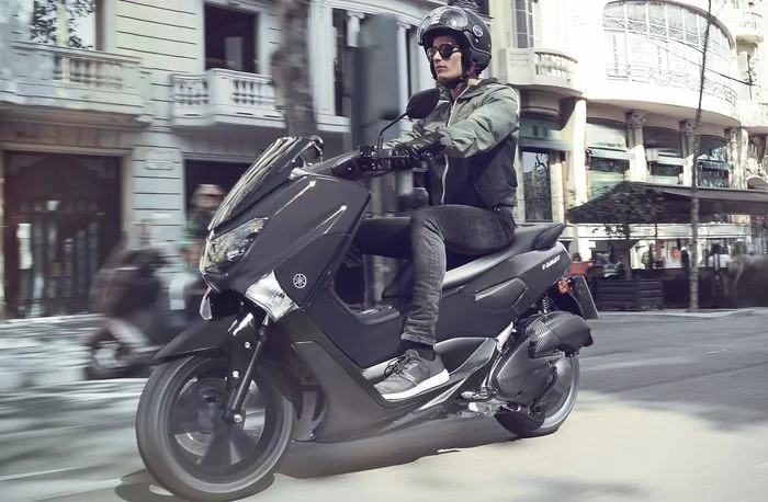 Perbedaan Yamaha Nmax ABS dan Non ABS, Mau Beli yang Mana?