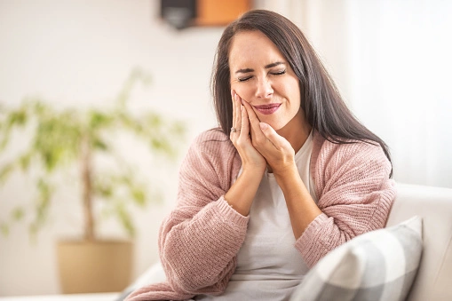 10 Cara Menghilangkan Sakit Gigi agar Tak Kambuh Lagi