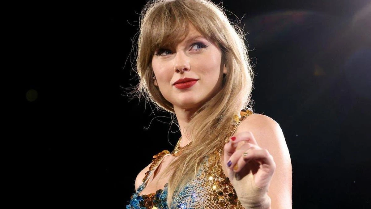 Lirik dan Makna Mendalam Lagu August Taylor Swift | Kisah Cinta Singkat di Musim Panas