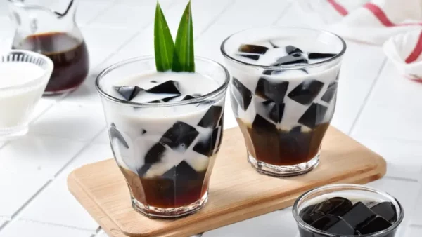 Cara Membuat Cincau Hitam, Mudah dan Praktis!