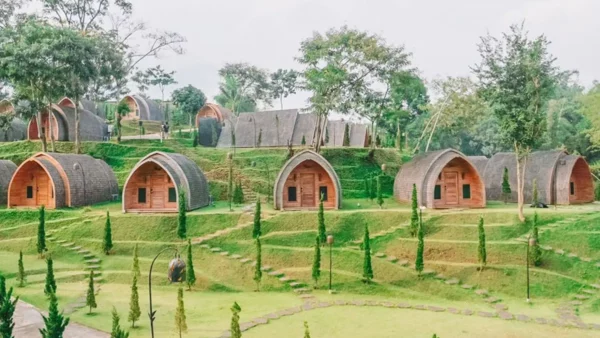 5 Rekomendasi Glamping Malang dengan Fasilitas Lengkap | Cek di Sini!