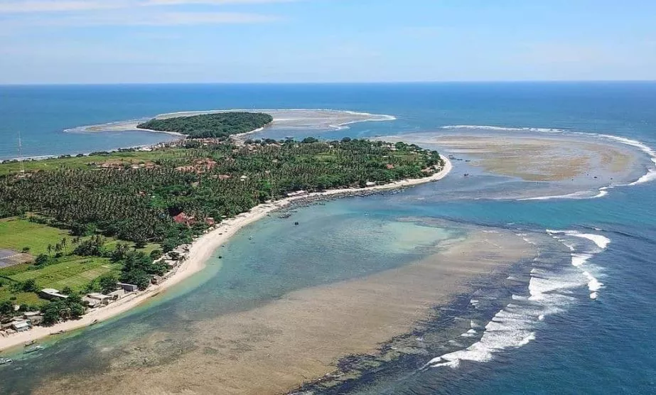 7 Pantai di Sukabumi yang Menawarkan Pesona Menawan | Favorit Para Peselancar!