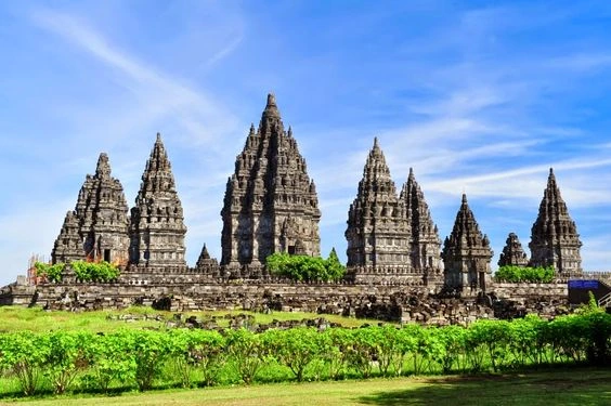 10 Candi di Jawa Tengah Warisan Peradaban Indonesia yang Dikagumi Dunia
