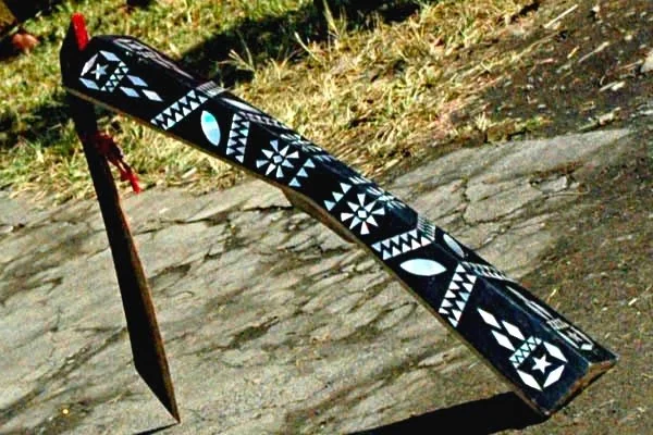 Kenali Bentuk &#038; Fungsi 9 Senjata Tradisional Maluku Utara