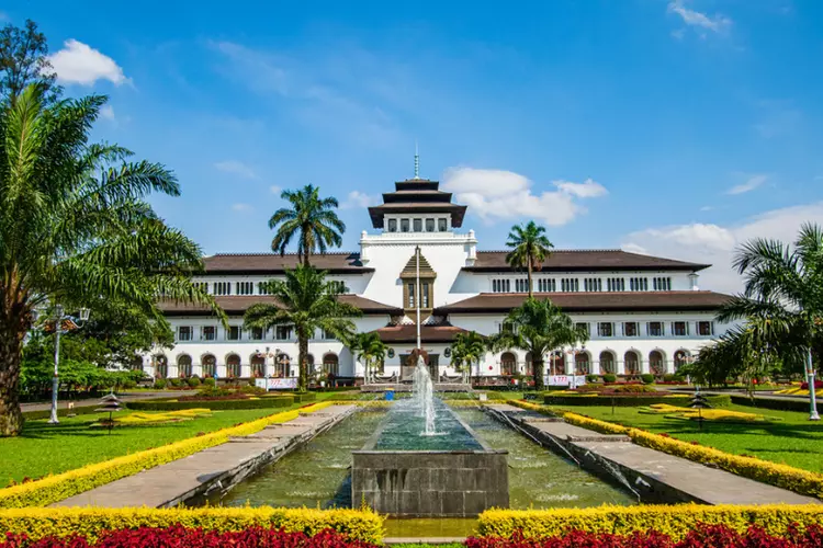 6 Hotel Unik di Bandung ini Bikin Liburan Makin Berkesan!