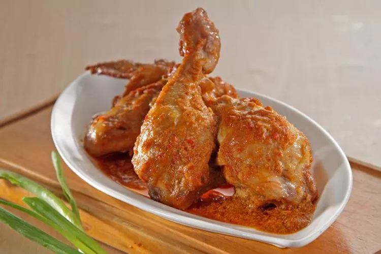 Resep Ayam Bumbu Rujak Sederhana dan Enak untuk Makan Siang yang Nikmat!
